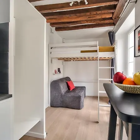 Lovely Mezzanine In The Heart Of 3m Apartman Párizs