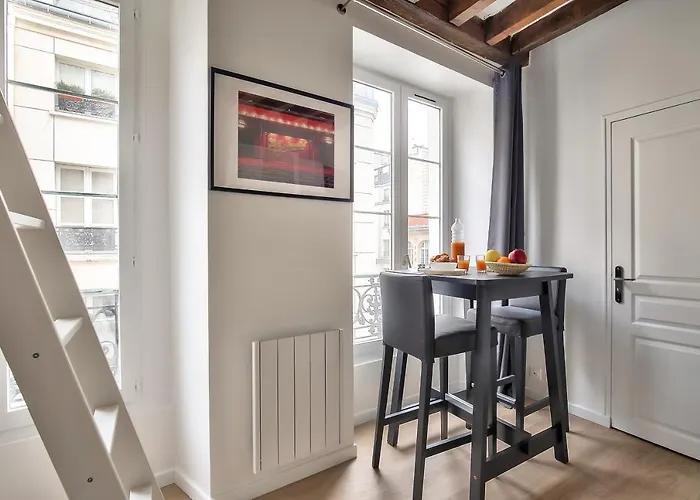 Lovely Mezzanine In The Heart Of 3m *