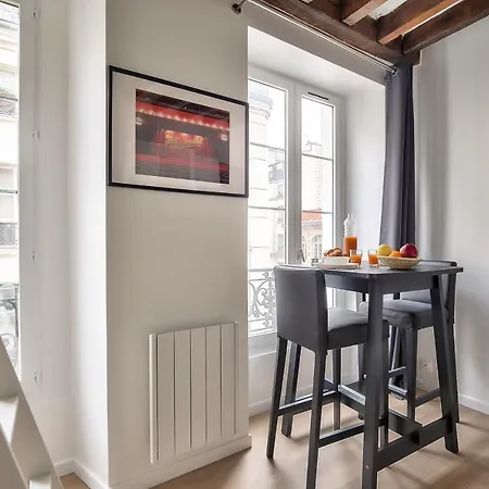Lovely Mezzanine In The Heart Of 3m *